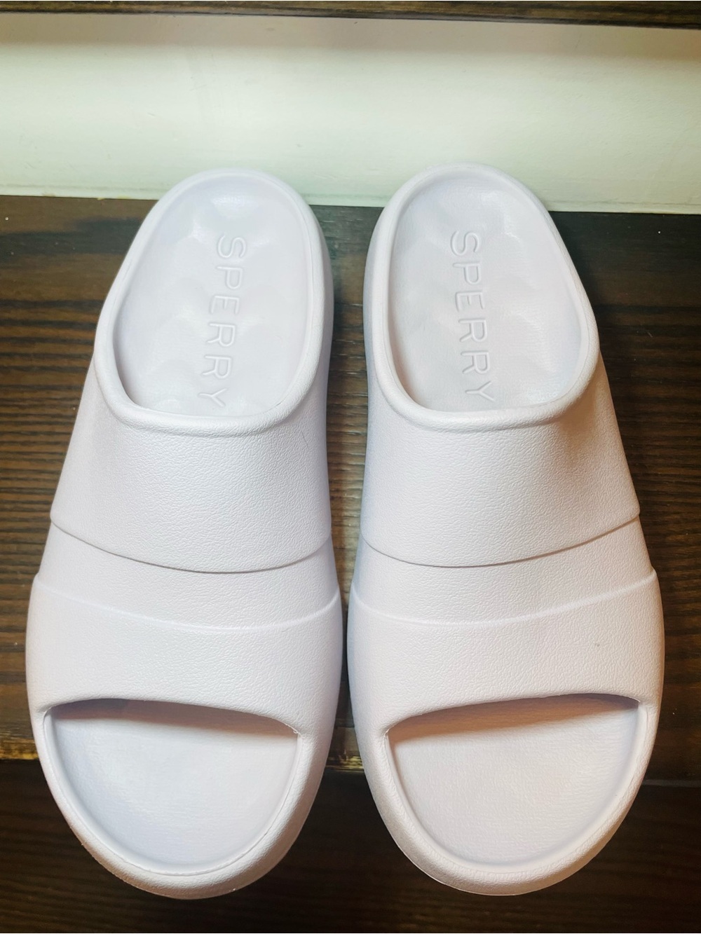 Sperry Women’s Slide Sandals in Light Purple